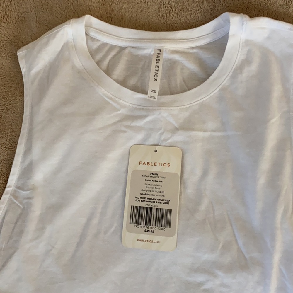 Fabletics Muscle Tank - Picture 2 of 2